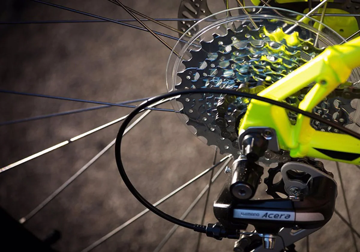 Muere Un Ciclista Tras Ser Golpeado Por Un Camión Cuando Circulaba Por ...