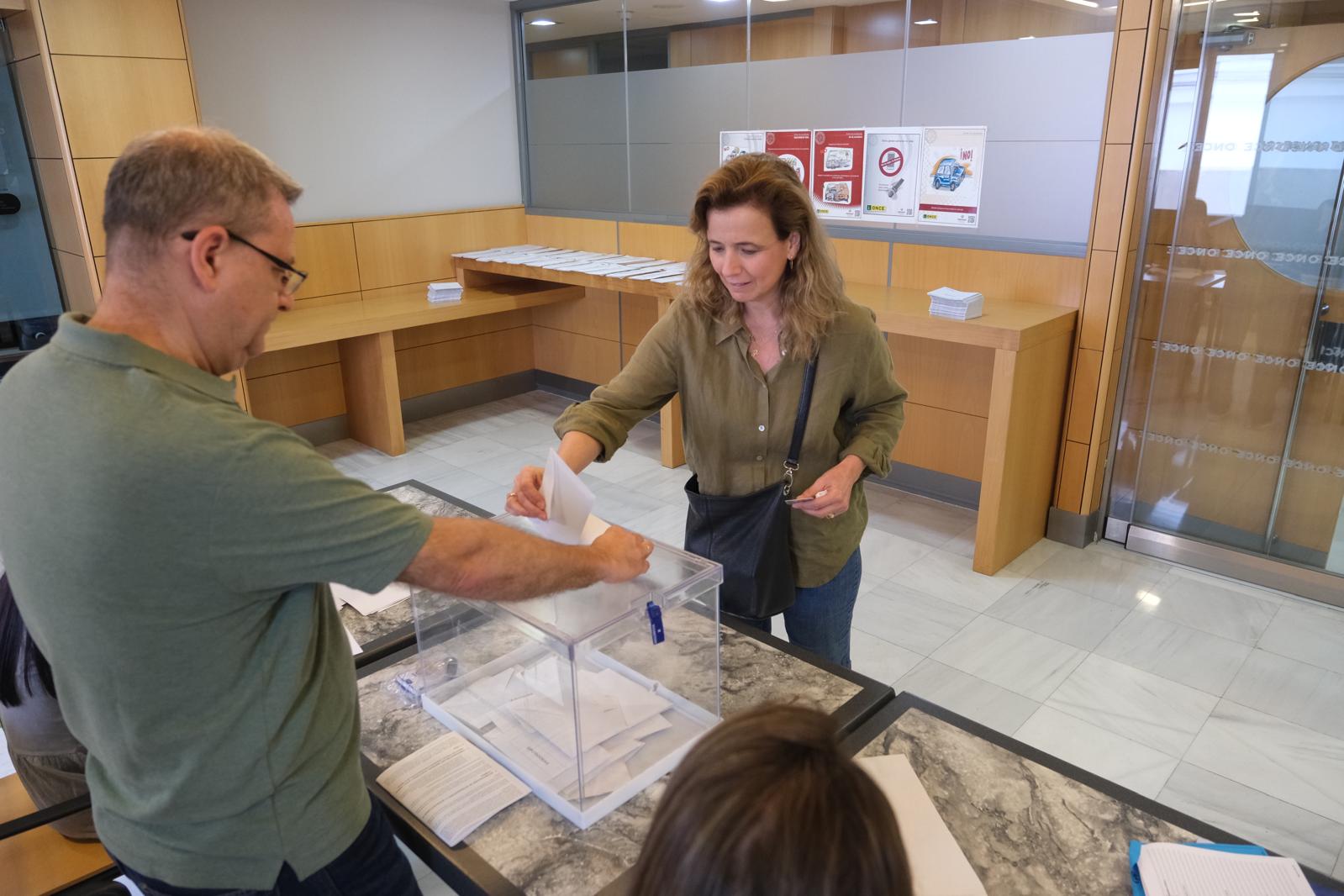 Fotos: Cádiz comienza a votar