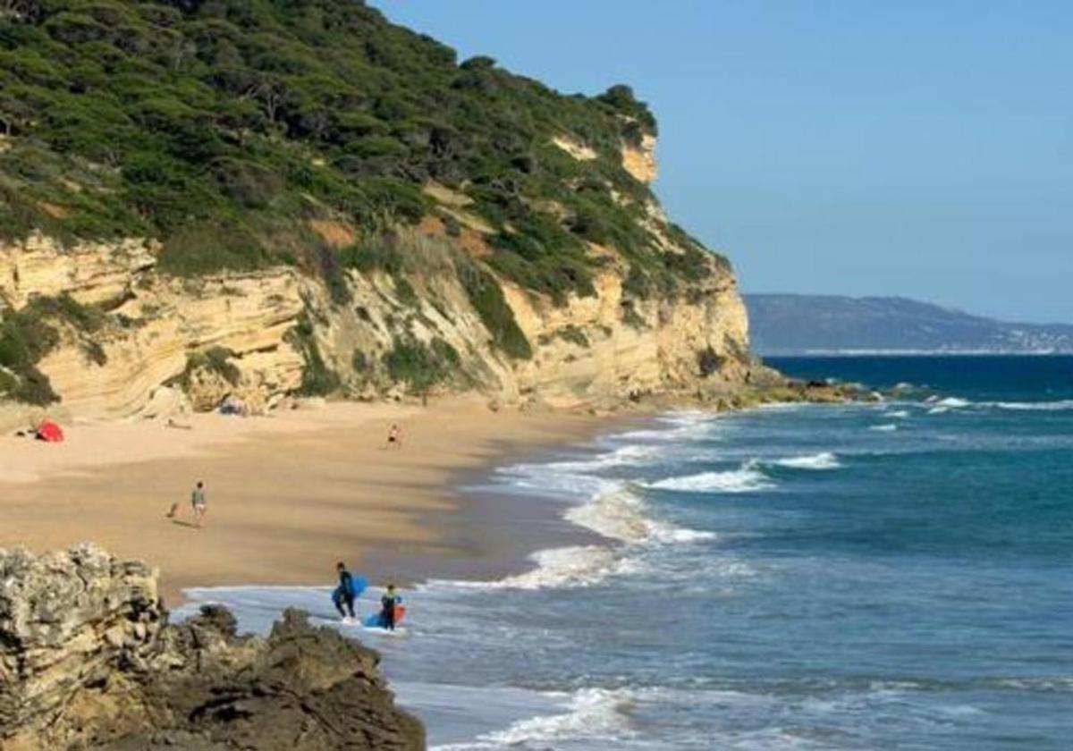 Playa de los Castillejos