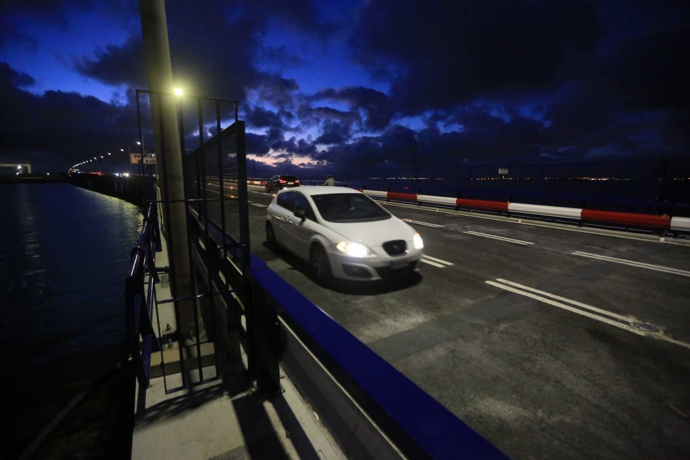 Fotos: El puente Carranza de Cádiz ya está abierto al tráfico