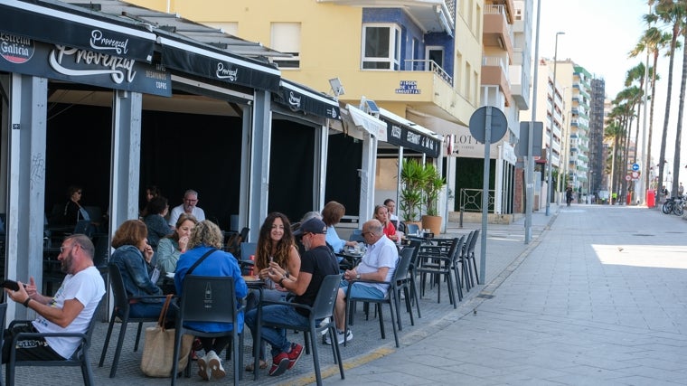 «Los días de invierno entre semana no pasan por aquí ni los fantasmas»