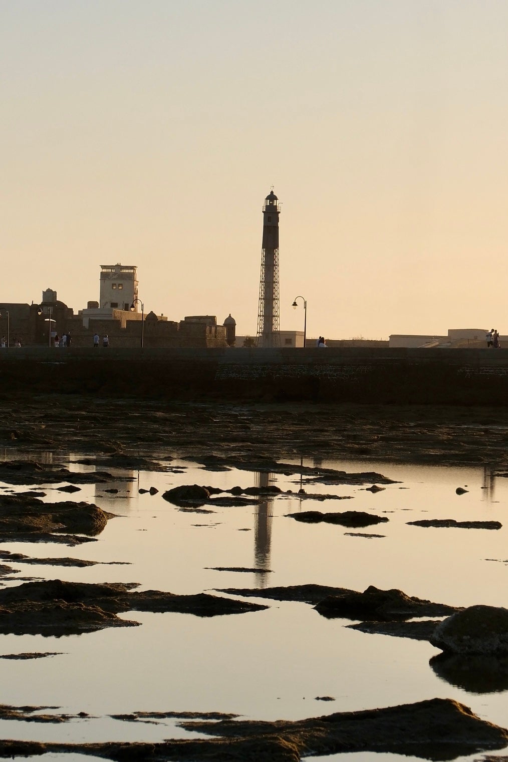 Fotos: Atardecer de La Caleta para darle la bienvenida al verano