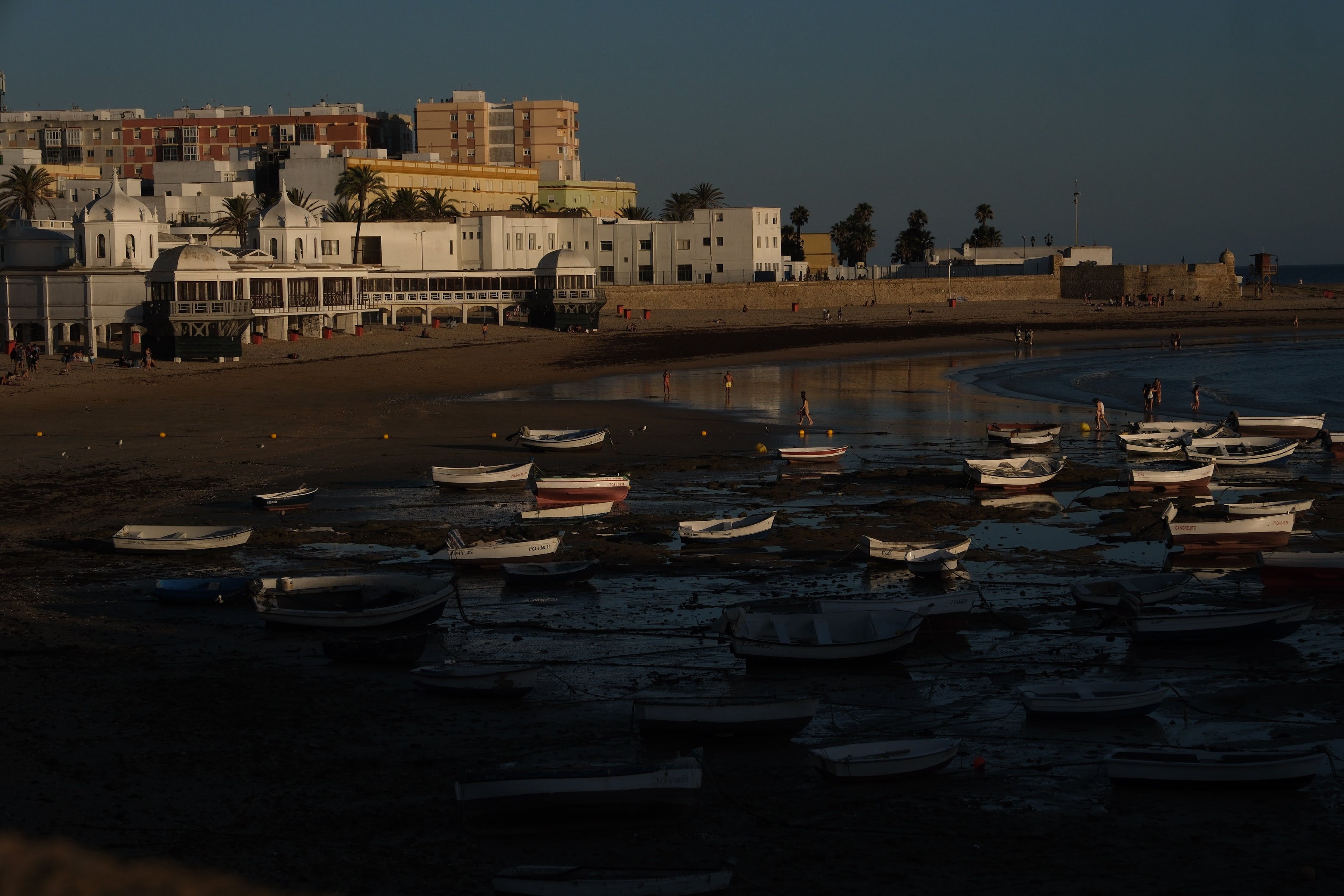 Fotos: Atardecer de La Caleta para darle la bienvenida al verano