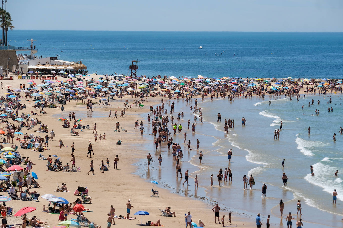 Fotos: Cádiz disfruta de su primer fin de semana de verano