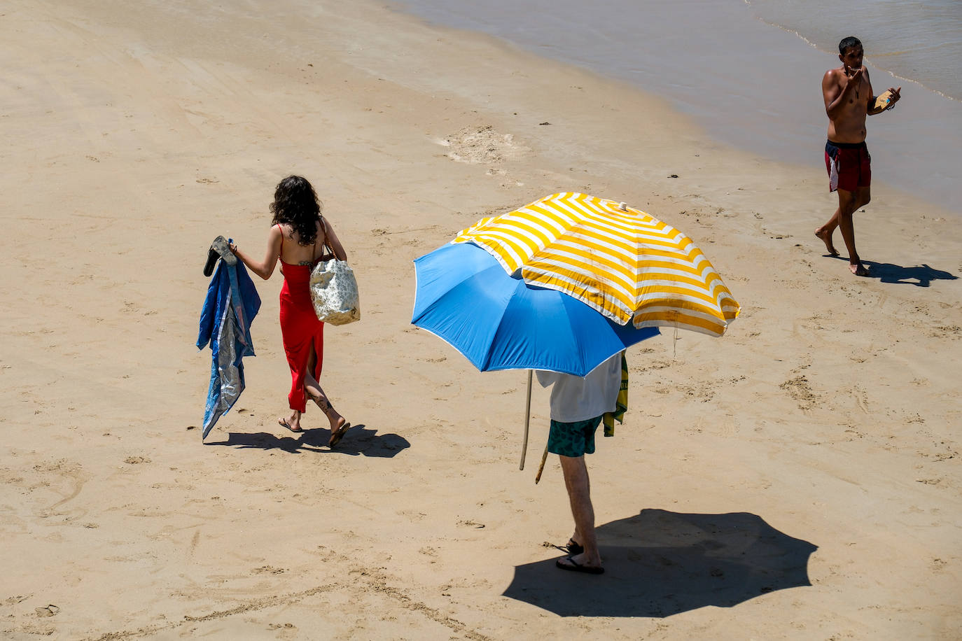 Fotos: Cádiz disfruta de su primer fin de semana de verano