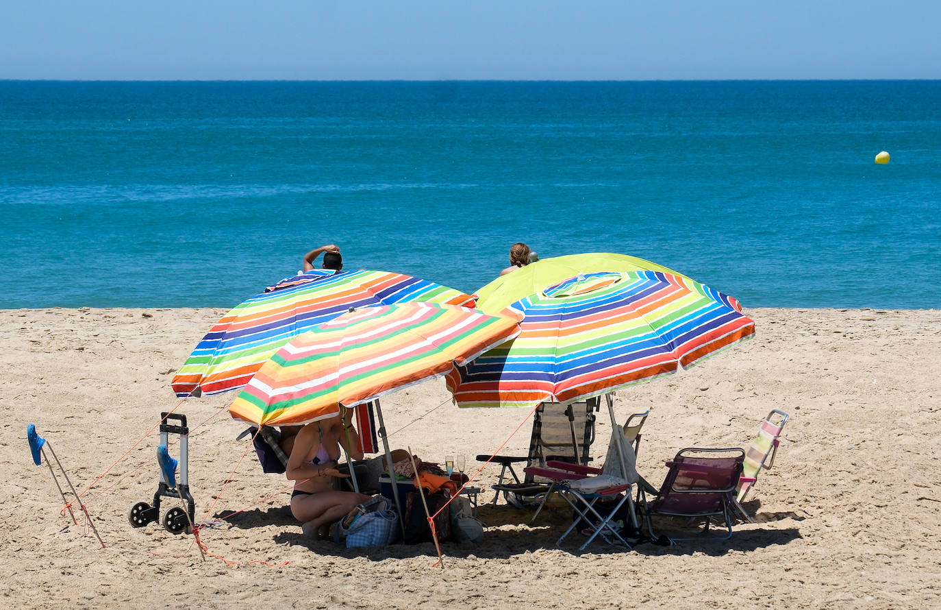 Fotos: Cádiz disfruta de su primer fin de semana de verano