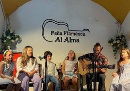 Dieciséis niños se inician en flamenco en El Puerto