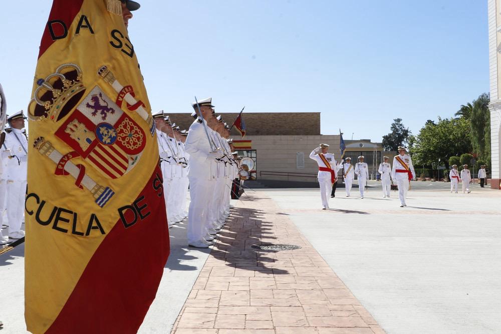 Fotos: Así ha sido la entrega de los Reales Despachos a los nuevos suboficiales de la Armada