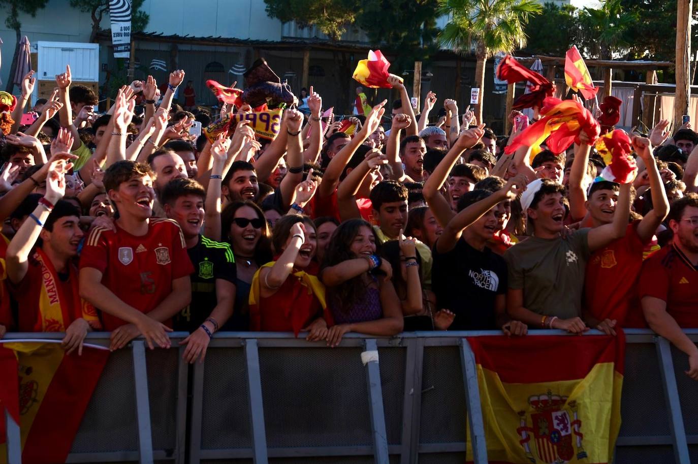 Fotos: Así se ha vivido el España-Francia en Cádiz