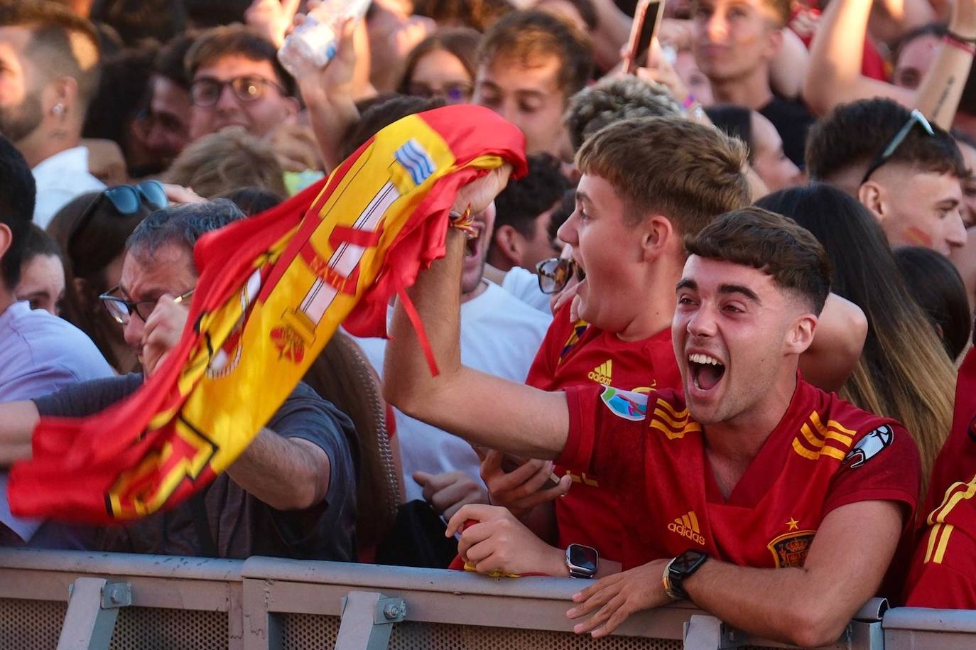 Fotos: Así se ha vivido el España-Francia en Cádiz