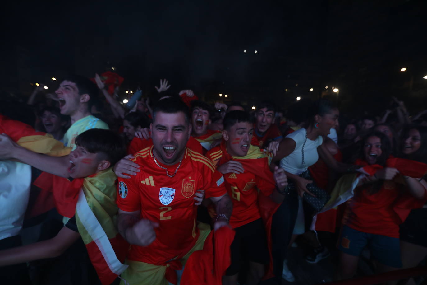 Fotos: Cádiz y La Roja, un solo corazón en la final de la Eurocopa 2024