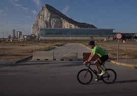 El Gobierno de Picardo lamenta los cánticos «rancios» de 'Gibraltar español': «El deporte no debe usarse para ideologías»