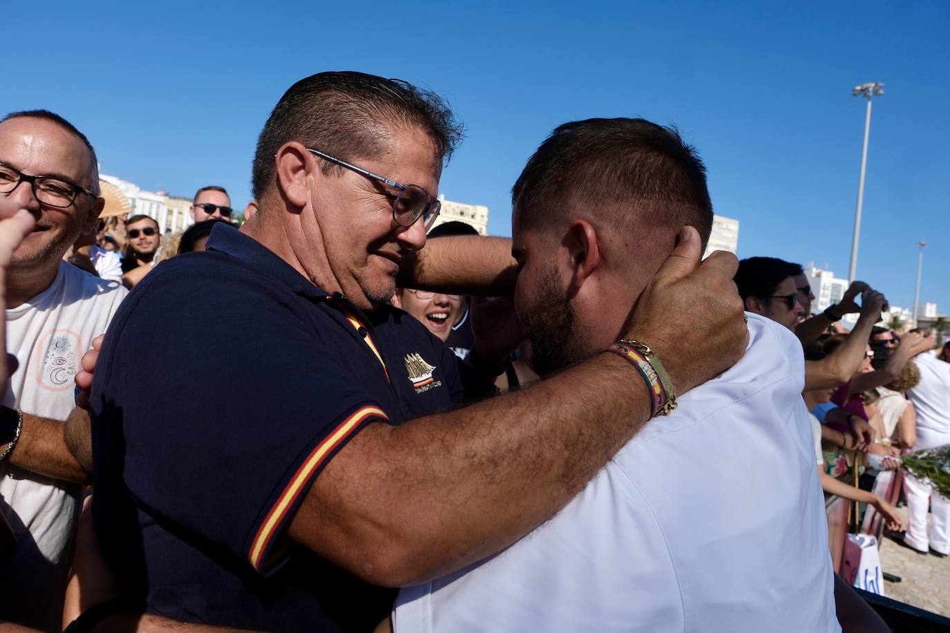 Fotos: Así ha sido la llegada de Elcano a Cádiz