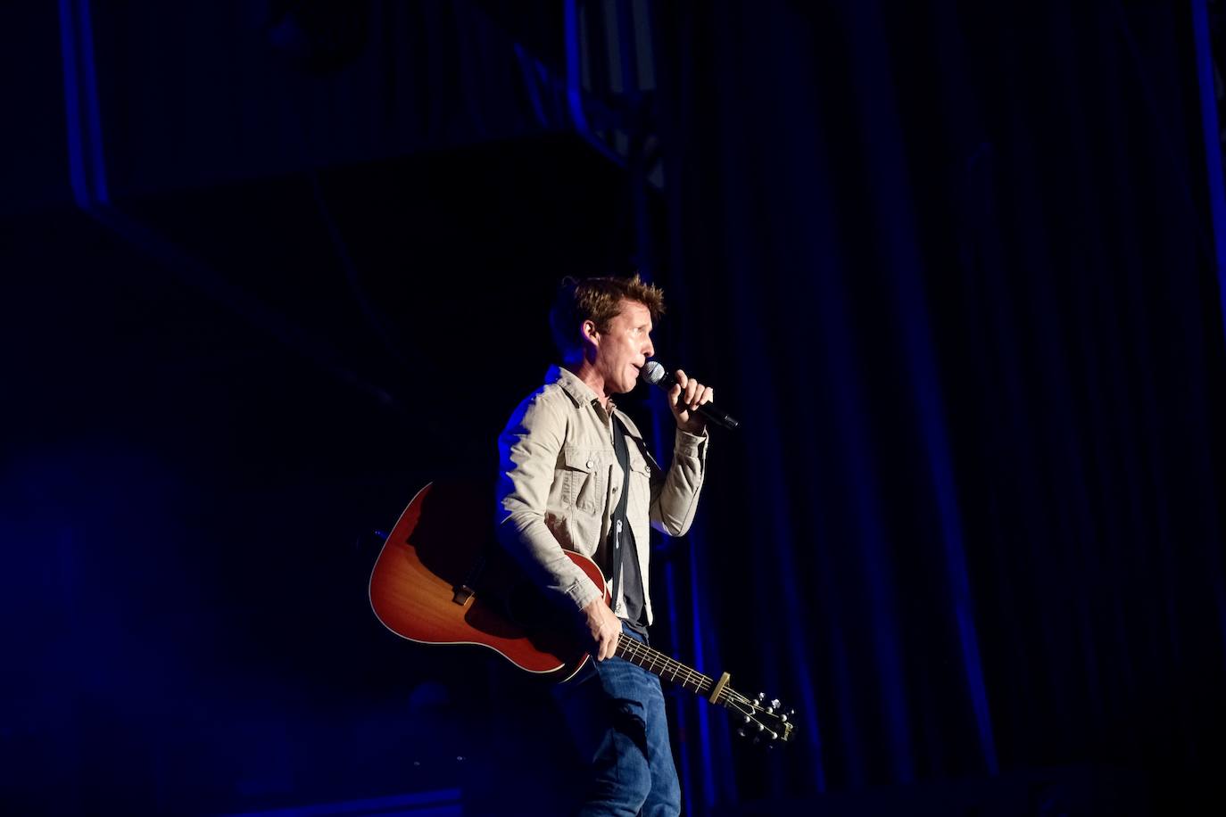 Fotos: James Blunt conquista Sancti Petri