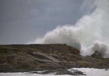 Aemet activa el aviso por fuerte oleaje en Cádiz