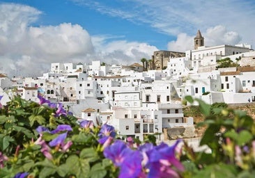 Ni Olvera ni Setenil, este es el pueblo blanco más bonito de Cádiz según National Geographic