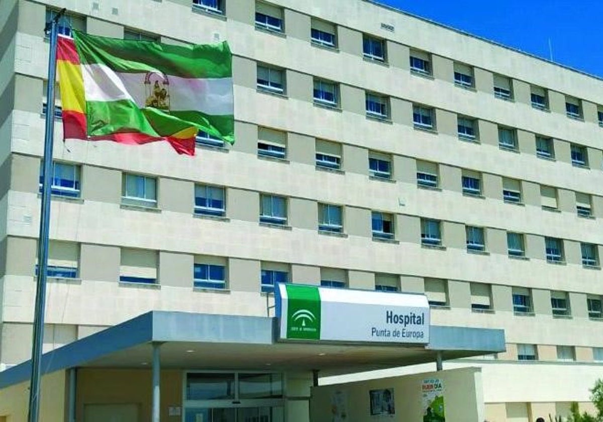 El Hospital Punta de Europa de Algeciras moderniza su Unidad de Farmacia con un robot dispensador de medicamentos