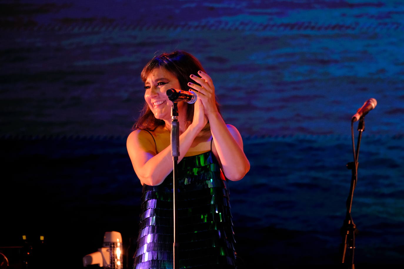 Amaral se estrena por la puerta grande en Tío Pepe Festival, en Jerez