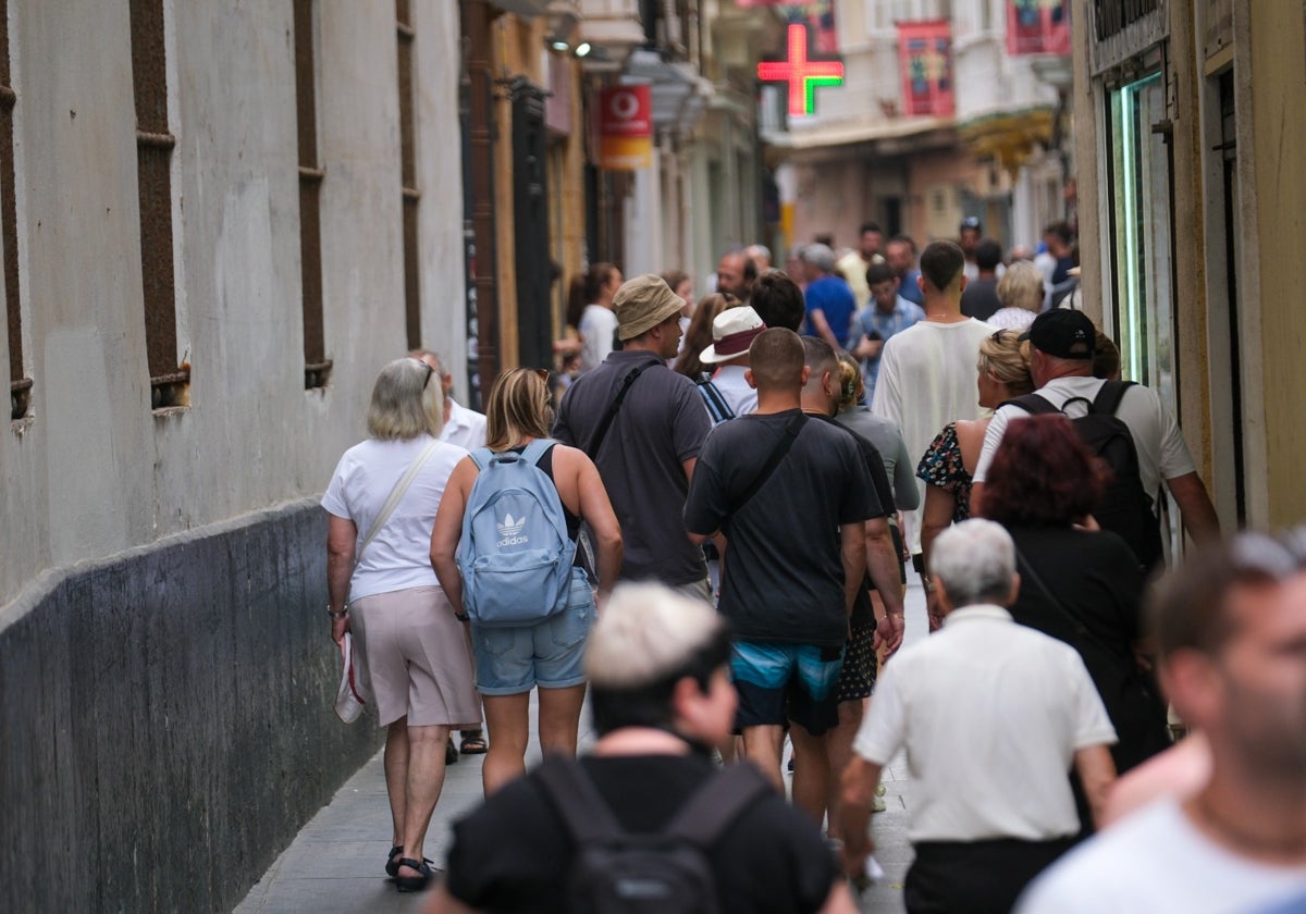 Cruceristas este lunes en Cádiz