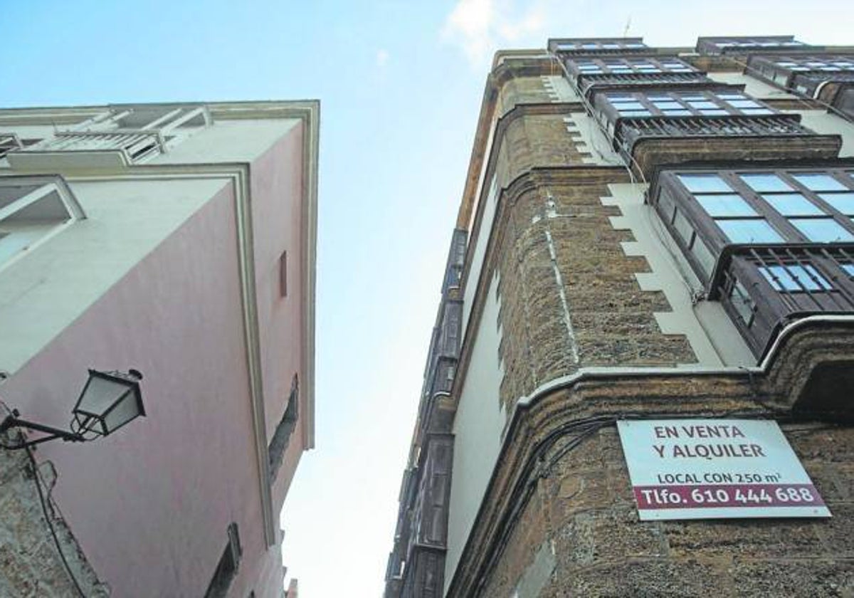 Una finca con viviendas en alquiler en Cádiz.