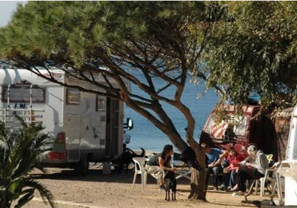 Cádiz lidera los campings andaluces con más de 43.000 viajeros en junio