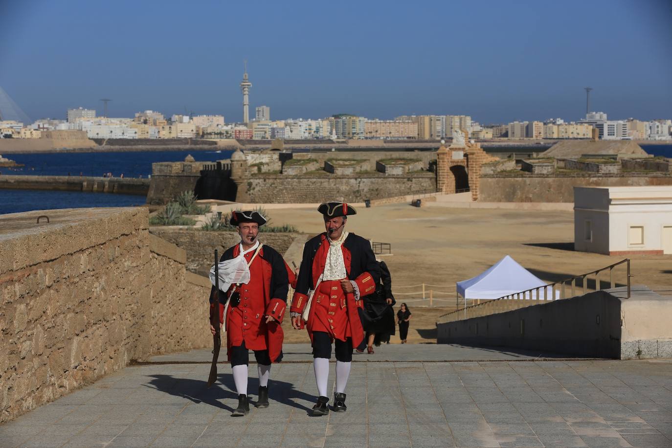 Fotos: El castillo de San Sebastián abre sus puertas a las visitas