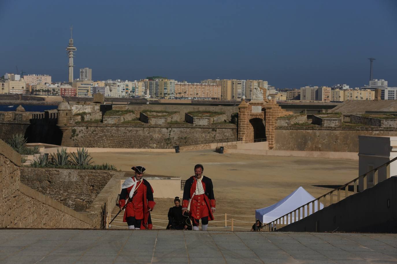 Fotos: El castillo de San Sebastián abre sus puertas a las visitas