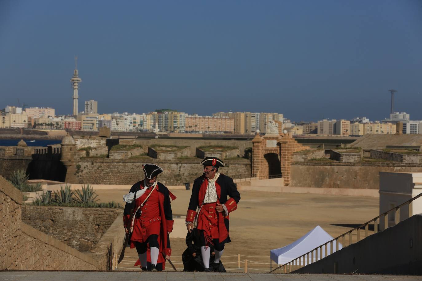 Fotos: El castillo de San Sebastián abre sus puertas a las visitas