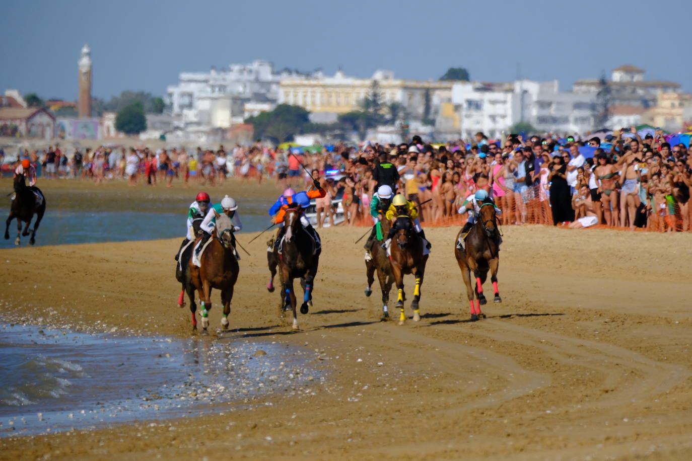 Fotos: Brillante doblete de Jaime Gelabert en las carreras de caballos de Sanlúcar