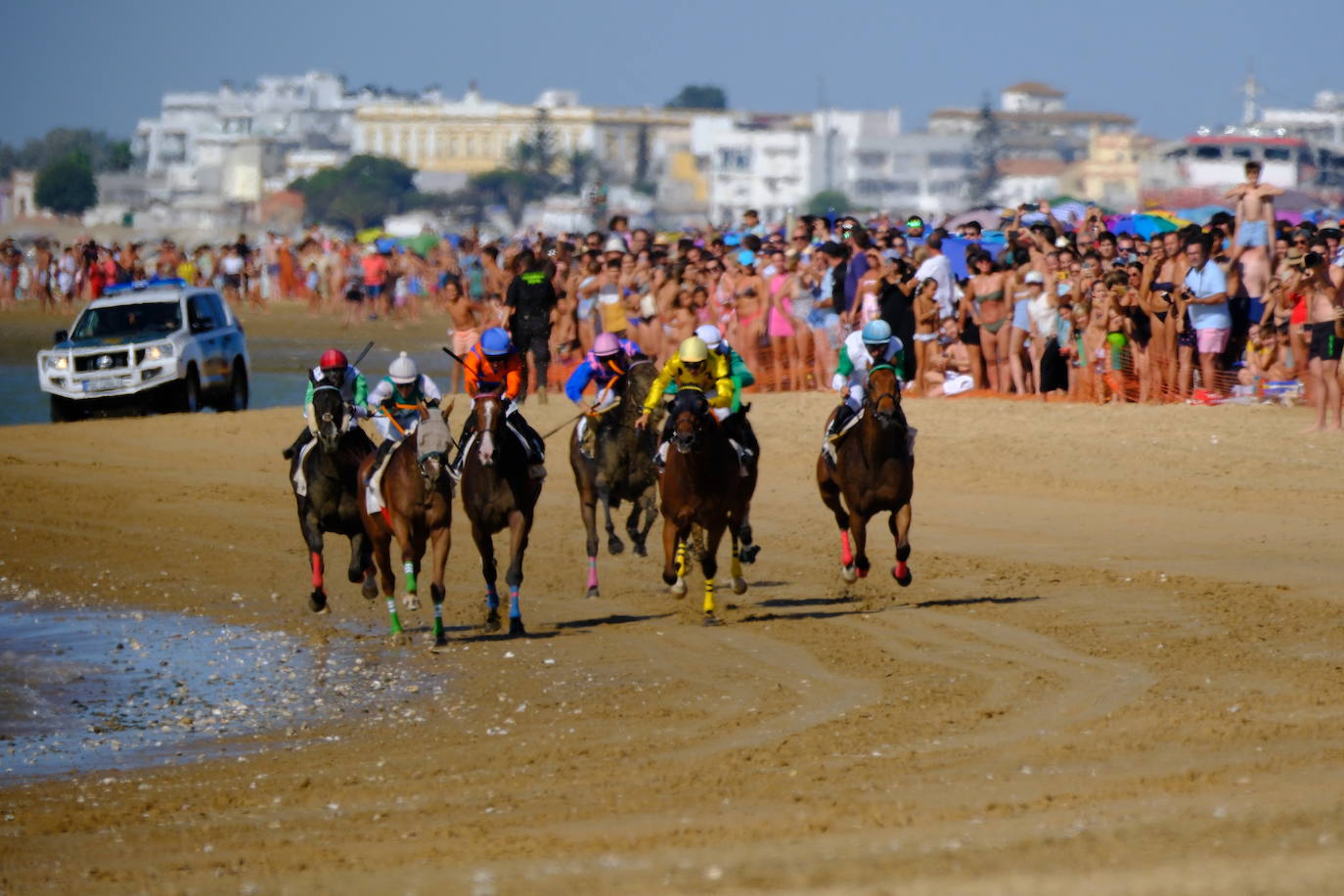 Fotos: Brillante doblete de Jaime Gelabert en las carreras de caballos de Sanlúcar