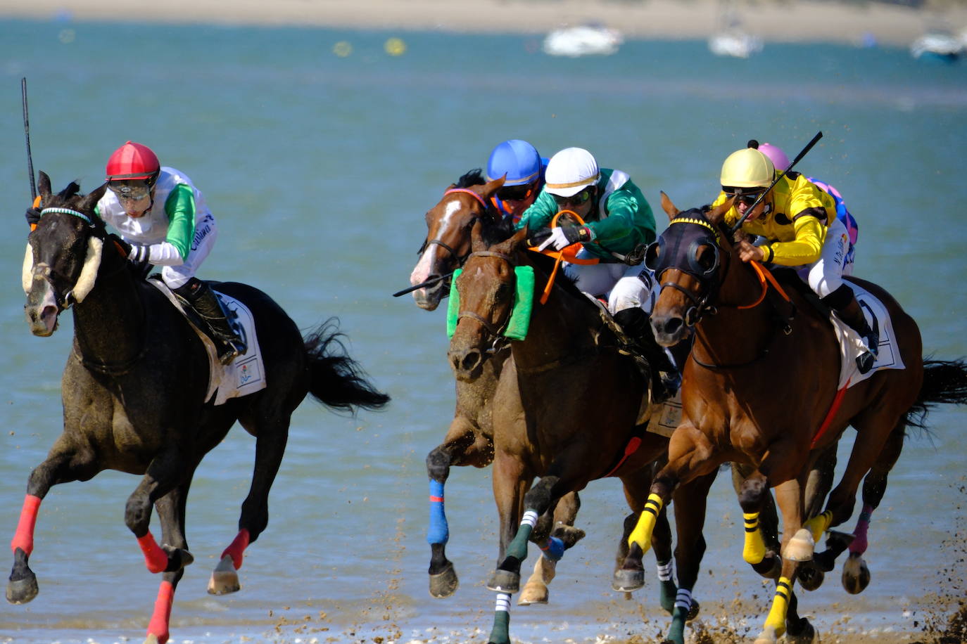 Fotos: Brillante doblete de Jaime Gelabert en las carreras de caballos de Sanlúcar