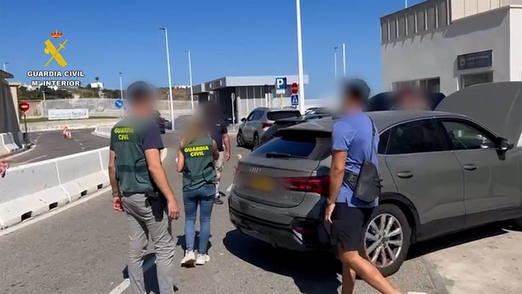 La Guardia Civil refuerza la seguridad portuaria en Algeciras, Tarifa y Ceuta con controles en frontera