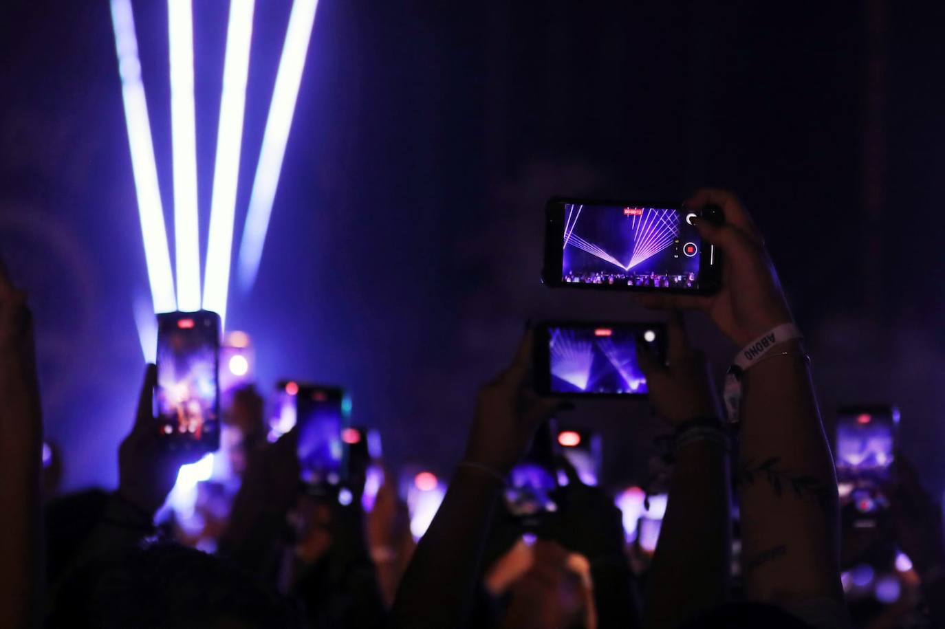 Fotos: Saiko, música urbana y lleno absoluto en el concierto de Cádiz