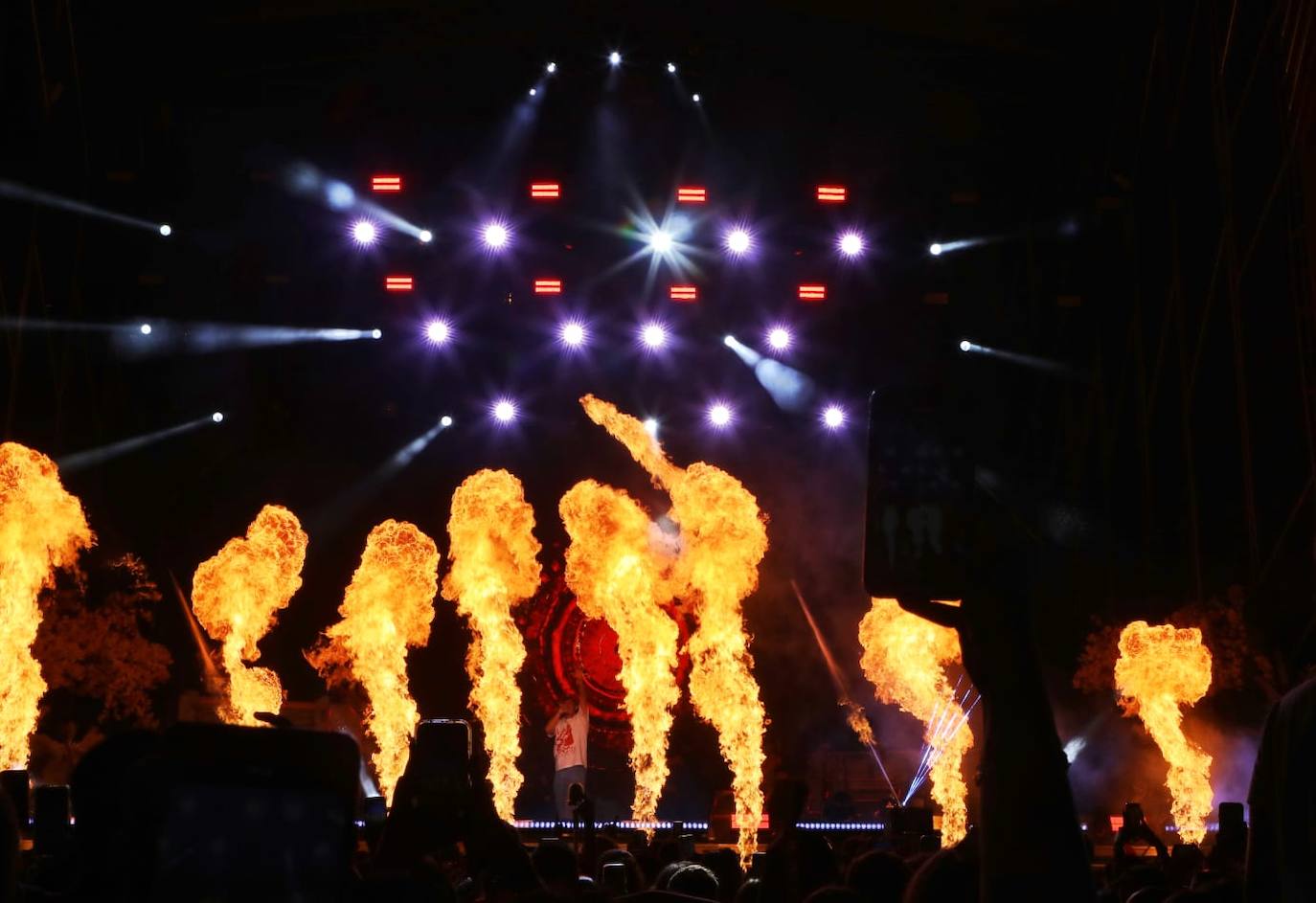 Fotos: Saiko, música urbana y lleno absoluto en el concierto de Cádiz