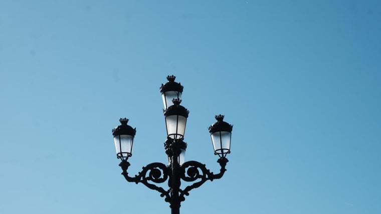 Punto y seguido en el cuidado de las murallas de Cádiz y en las reaperturas