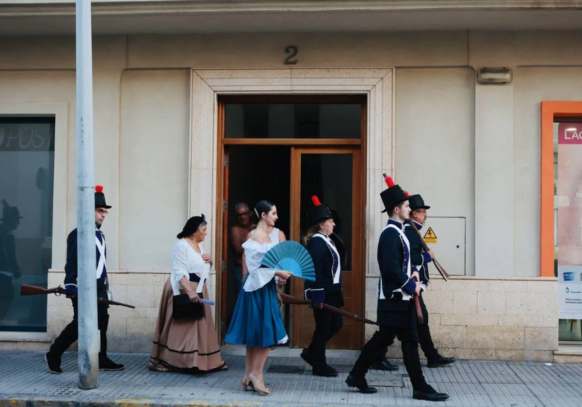 La tradicional 'Fiesta de los Cañonazos' vuelve al barrio de Puntales un verano más.