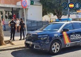 Detienen en el centro comercial Área Sur de Jerez a un hombre por presunta violencia de género