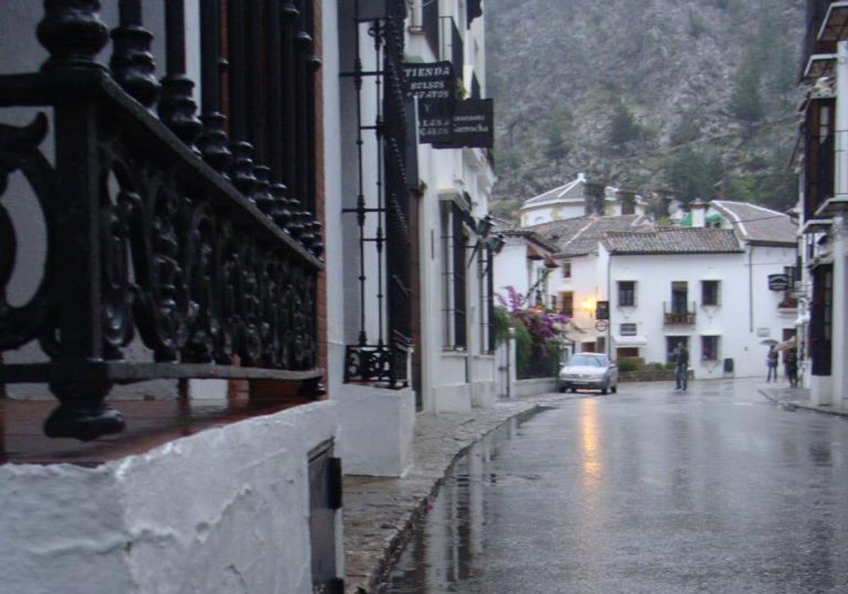 Activado aviso amarillo en la provincia por lluvias y tormentas este jueves