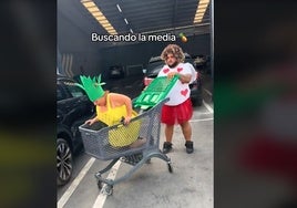 La moda viral de ligar en Mercadona llega a Cádiz en forma de humor