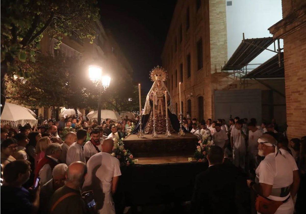 La procesión generó gran expectación de público el pasado año