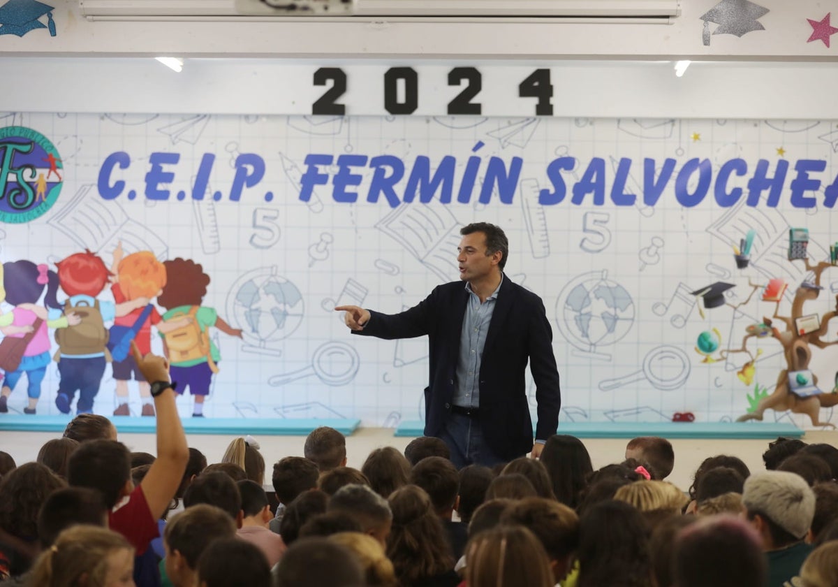 Bruno García visita el CEIP Fermín Salvochea