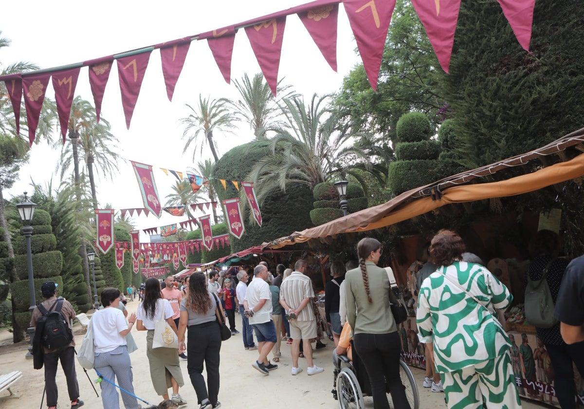 El parque Genovés ya acoge el Mercado Fenicio