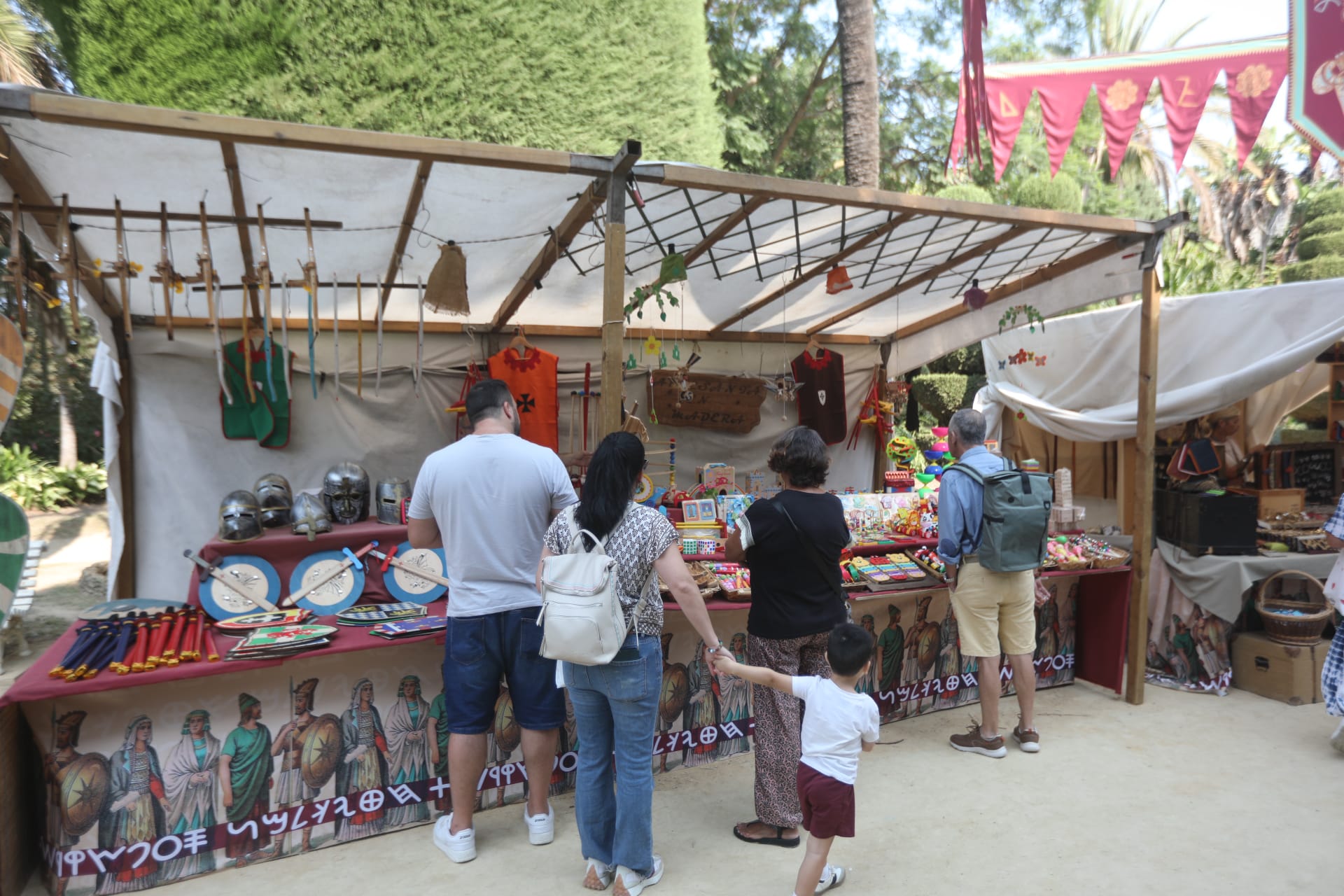 Cádiz fenicia se despide: clausura del Mercado, yincana y body paint en Santa Catalina