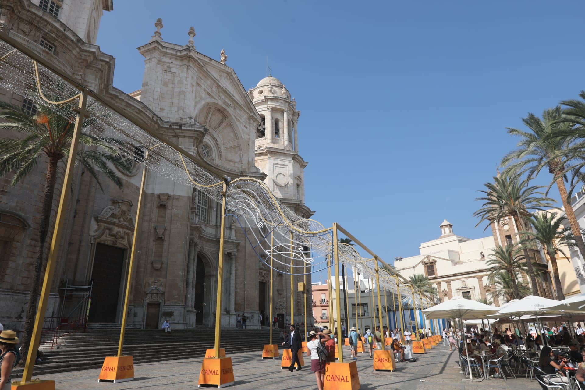 Cádiz fenicia se despide: clausura del Mercado, yincana y body paint en Santa Catalina