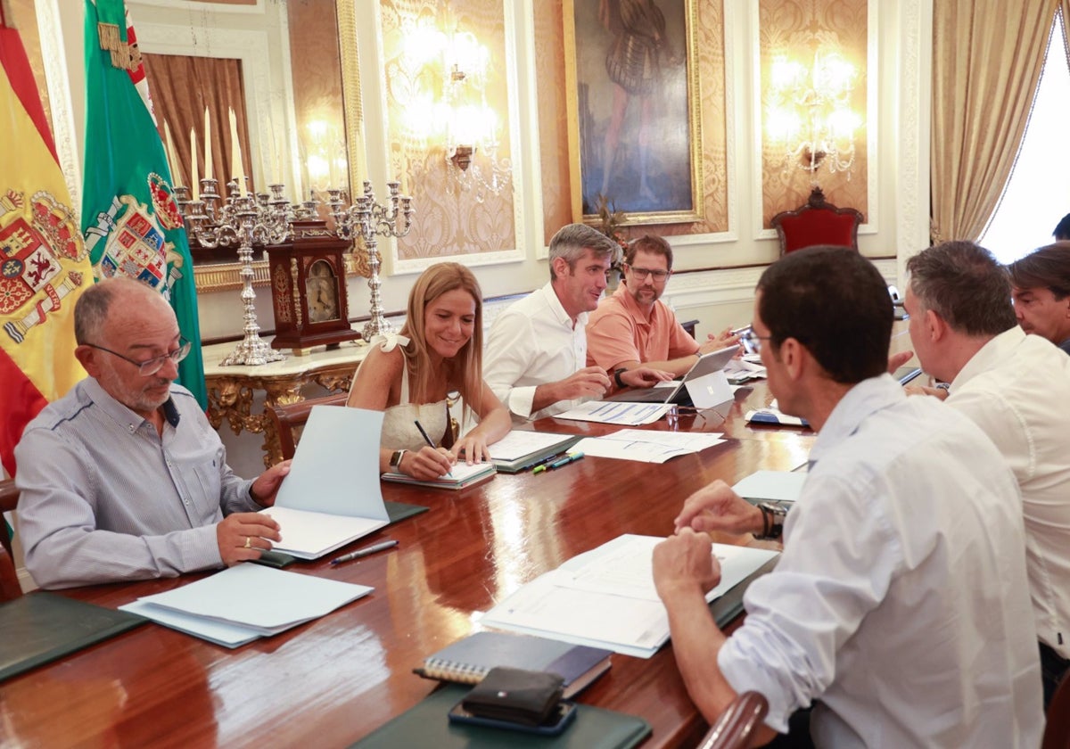 Encuentro entre el Servicio de Recaudación de Diiputación y Ayuntamiento de Algeciras.