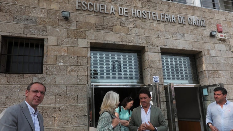 Un nuevo curso se calienta ya a fuego lento en la Escuela de Hostelería de Cádiz: habrá jornadas de puertas abiertas