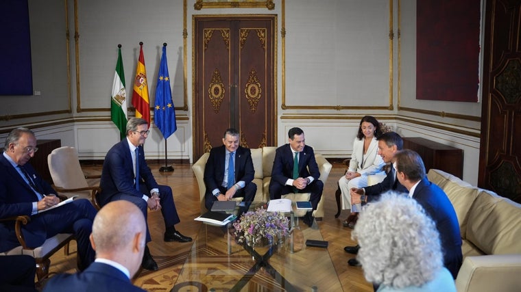 Momento de la reunión mantenida en Sevilla