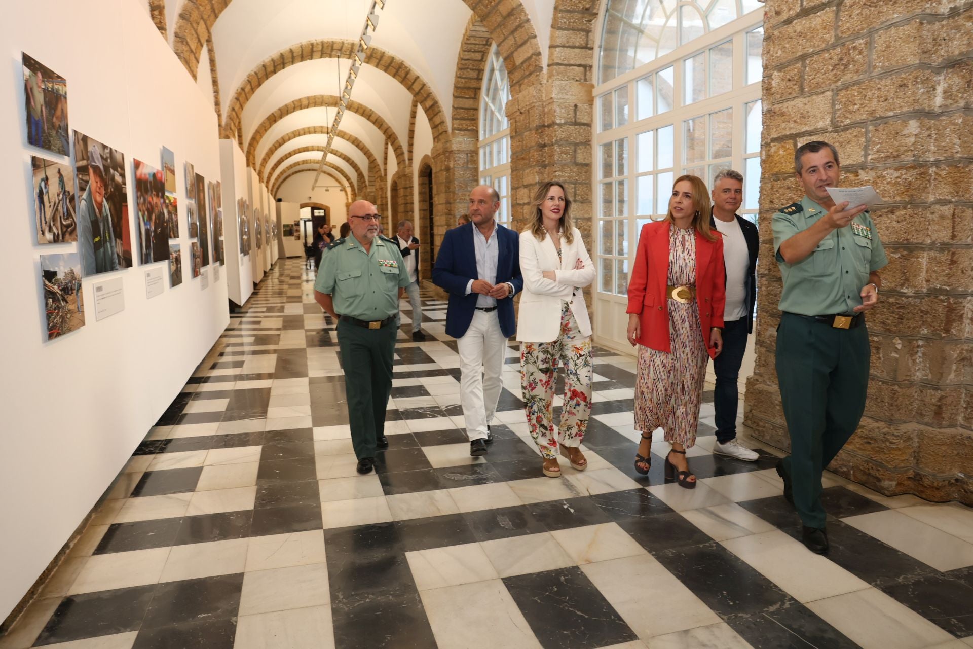 La exposición ‘Valores de la Guardia Civil. 180 años cerca de ti’, ya en Diputación de Cádiz