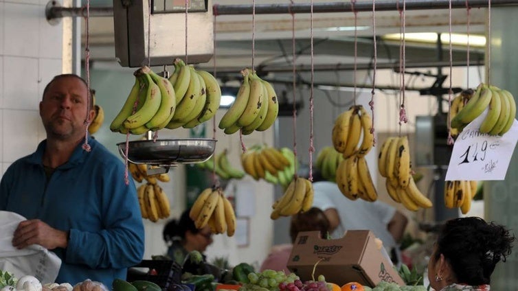 Los gaditanos, pendientes del bolsillo tras la subida del IVA de los alimentos