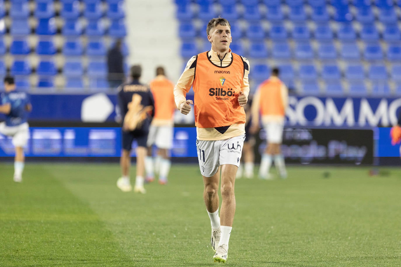 Fotos: Huesca - Cádiz CF en el estadio de El Alcoraz